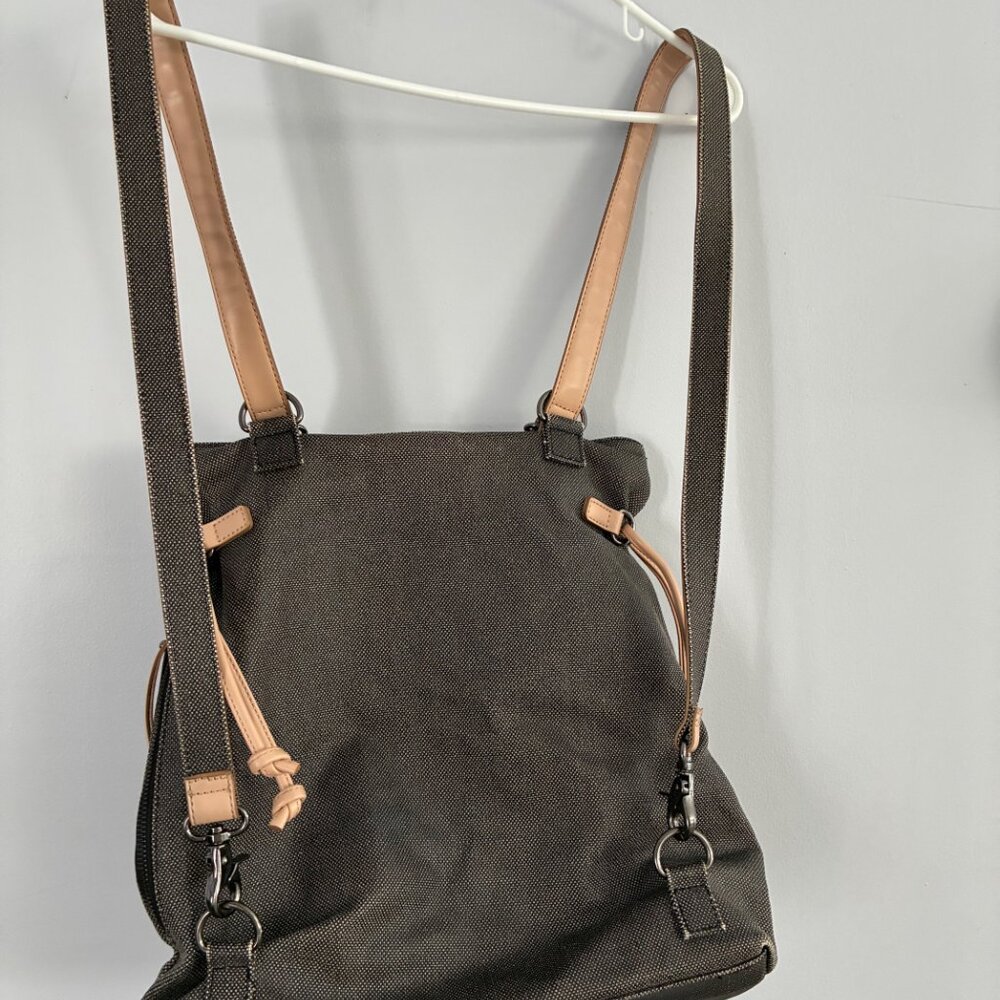 Sherpani Tempest AT Convertible Tote - Picture 3 of 7